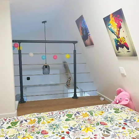 12pers -2 - Gare 8min A Pied - 15' Parc Et 20' Paris - Parking X3 Appartement
